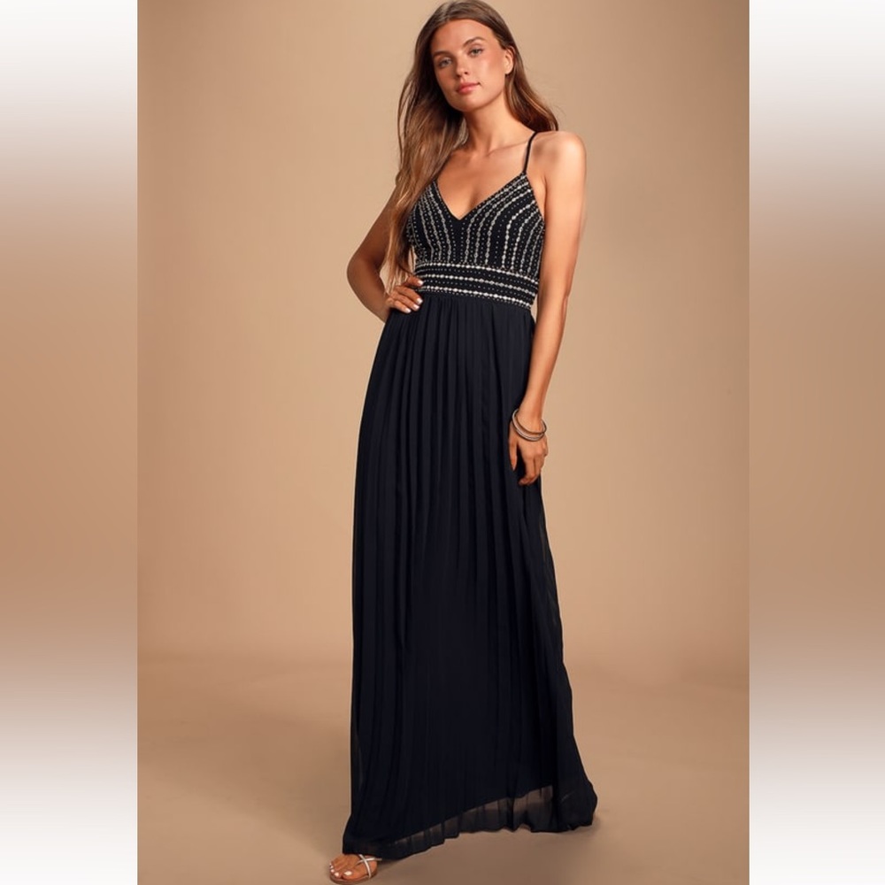 Lulus Glamorous Gala Black
Embroidered Maxi Dress